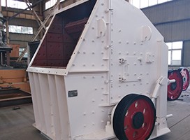 河南日產(chǎn)1000噸青石碎石設(shè)備廠家,砂石廠所需設(shè)備