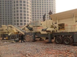 基建規(guī)劃頻出圓錐破碎機(jī)風(fēng)靡石料生產(chǎn)線(xiàn)現(xiàn)場(chǎng)
